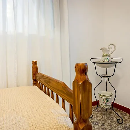 Holiday home La Vaqueria Niebla